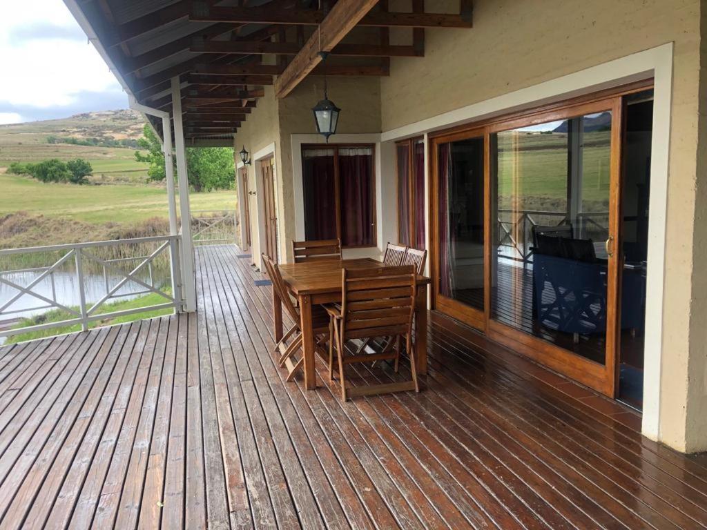 Royal Coachman Villa คลาเรนส์ ภายนอก รูปภาพ