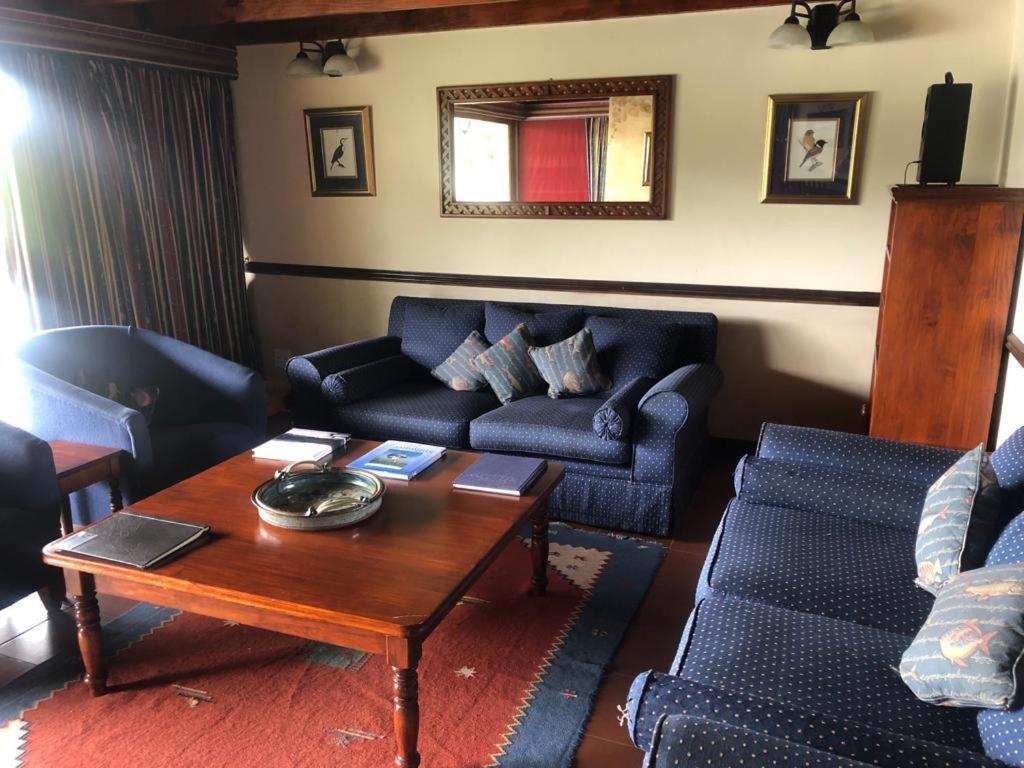 Royal Coachman Villa คลาเรนส์ ภายนอก รูปภาพ